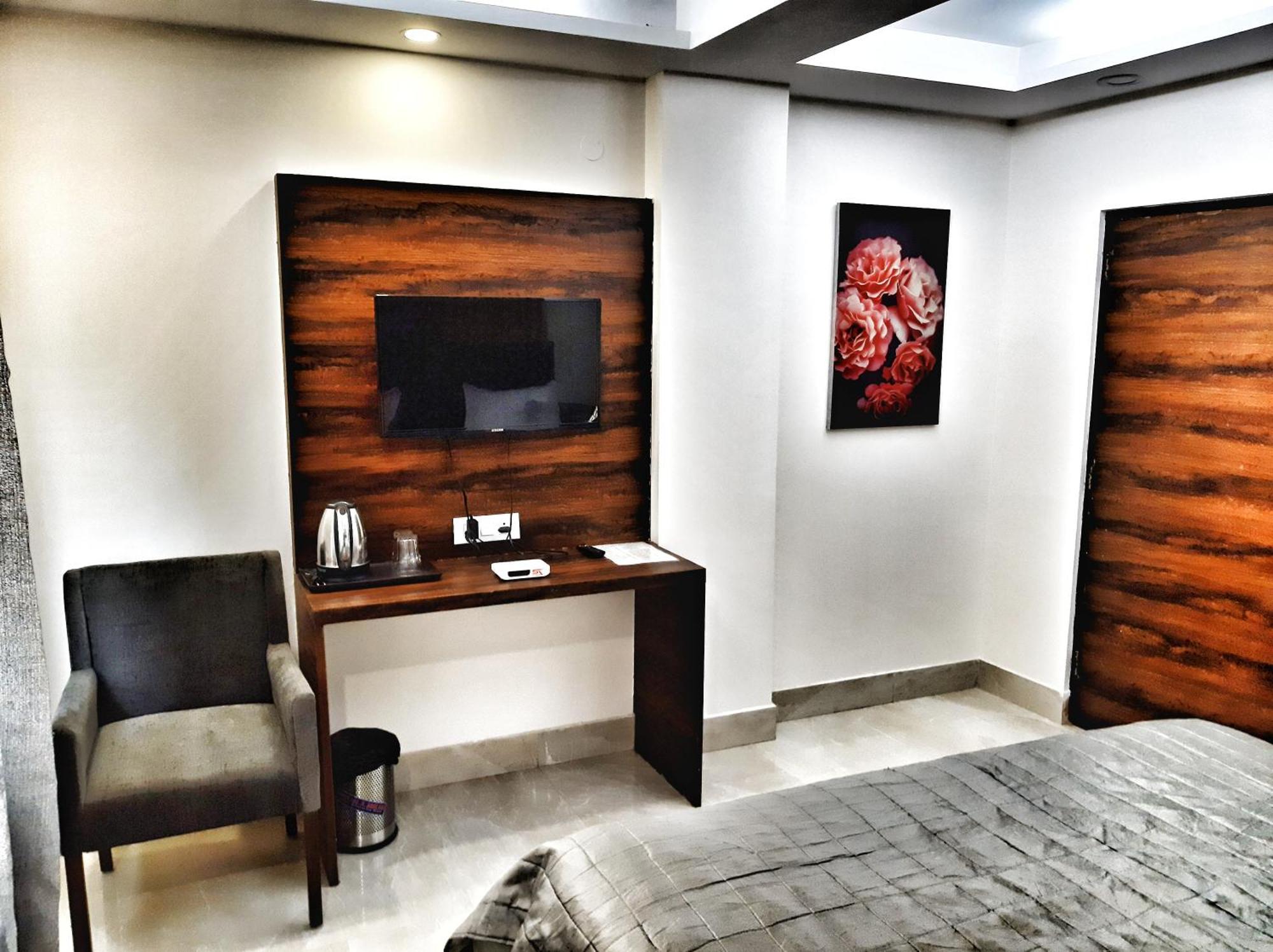 Airport Hotel Delhi Aerocity, 15 Mins Yashobhoomi New Delhi Exterior foto