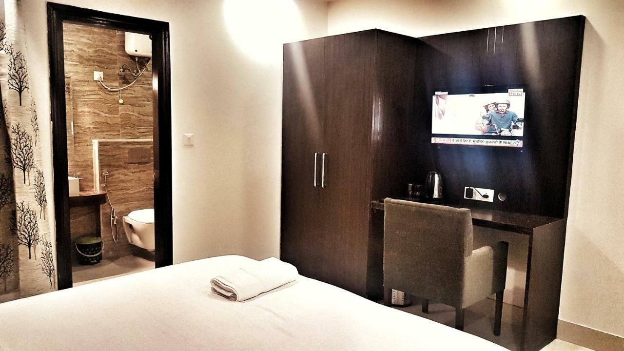 Airport Hotel Delhi Aerocity, 15 Mins Yashobhoomi New Delhi Exterior foto