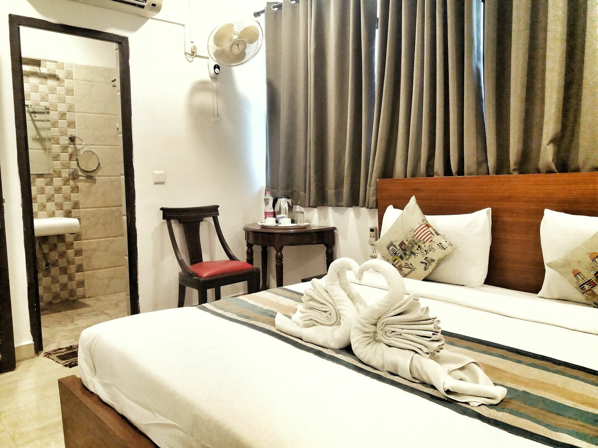 Airport Hotel Delhi Aerocity, 15 Mins Yashobhoomi New Delhi Exterior foto